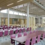 Service de restauration au Lycée Charles de Gaulle